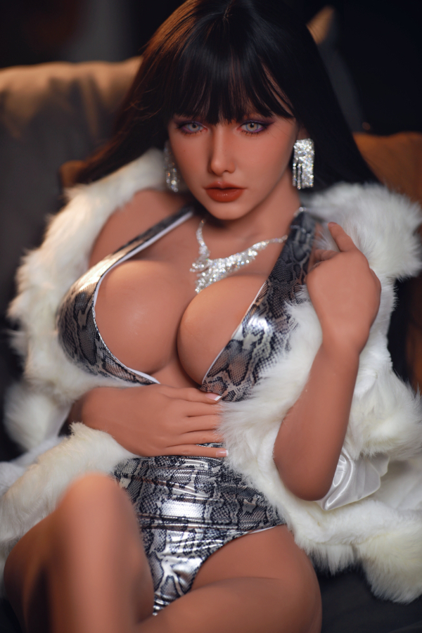 外国 人 エロ 画像 本物そっくりラブドール 大型　鎌倉佳乃 156cm T156 B78 W53 H84 29KG 3
