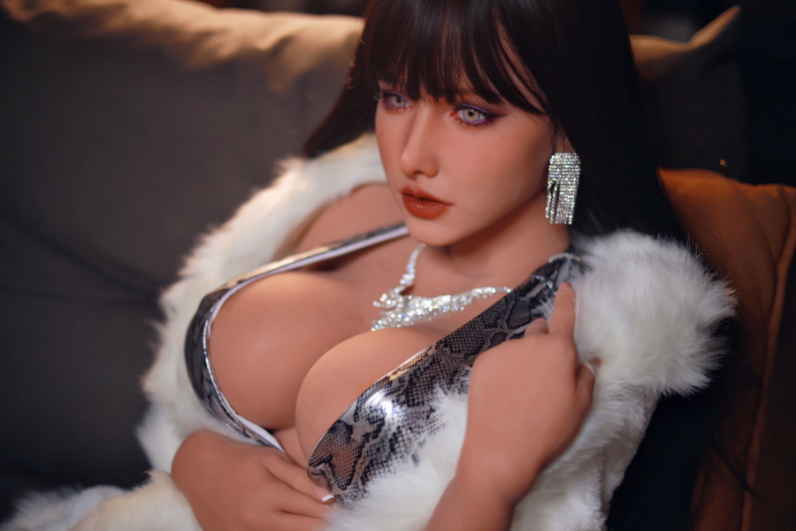 外国 人 エロ 画像 本物そっくりラブドール 大型　鎌倉佳乃 156cm T156 B78 W53 H84 29KG 25