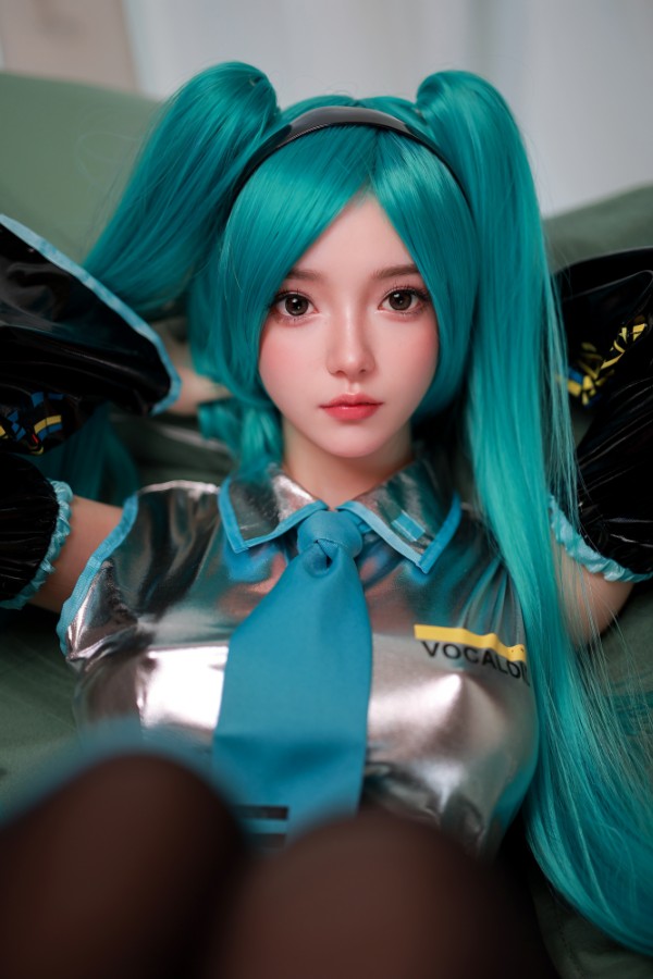 コスプレリアル外観セクシードール 高級素材 自然な動き 堀部麻由美 166cm T166 B75 W57 H90 29KG 4