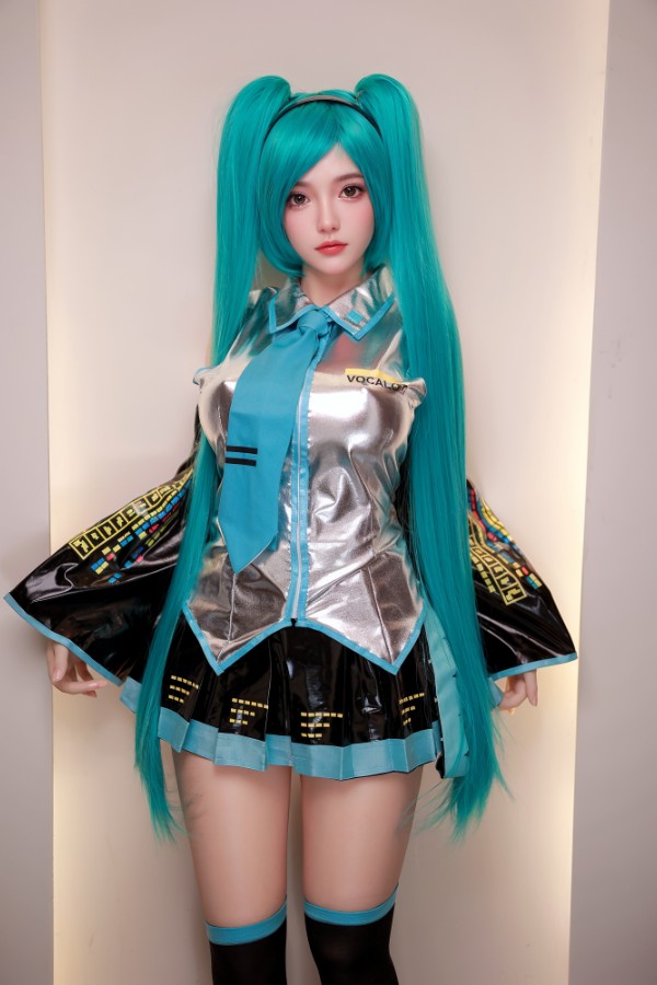 コスプレリアル外観セクシードール 高級素材 自然な動き 堀部麻由美 166cm T166 B75 W57 H90 29KG 17