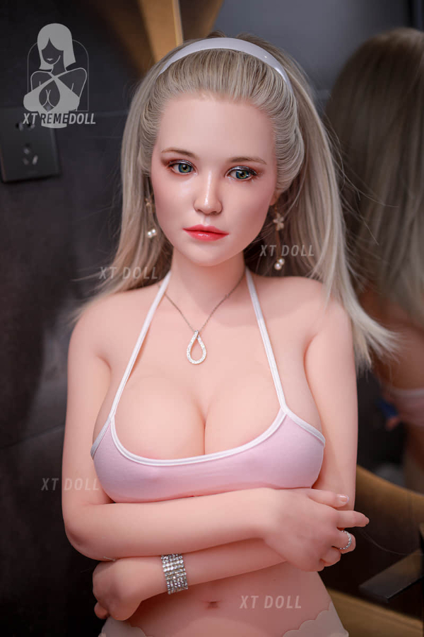 高級感のある成熟リアルな触感の等身大ラブドール Cecily 158cm T158 B88 W57 H86 30KG 0