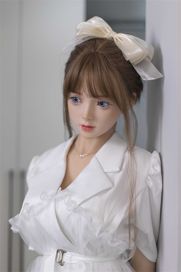 少女リアルな感触と美しい顔立ちの高級ラブドール 高島友美 166cm T166 B69 W52 H80 30KG 15