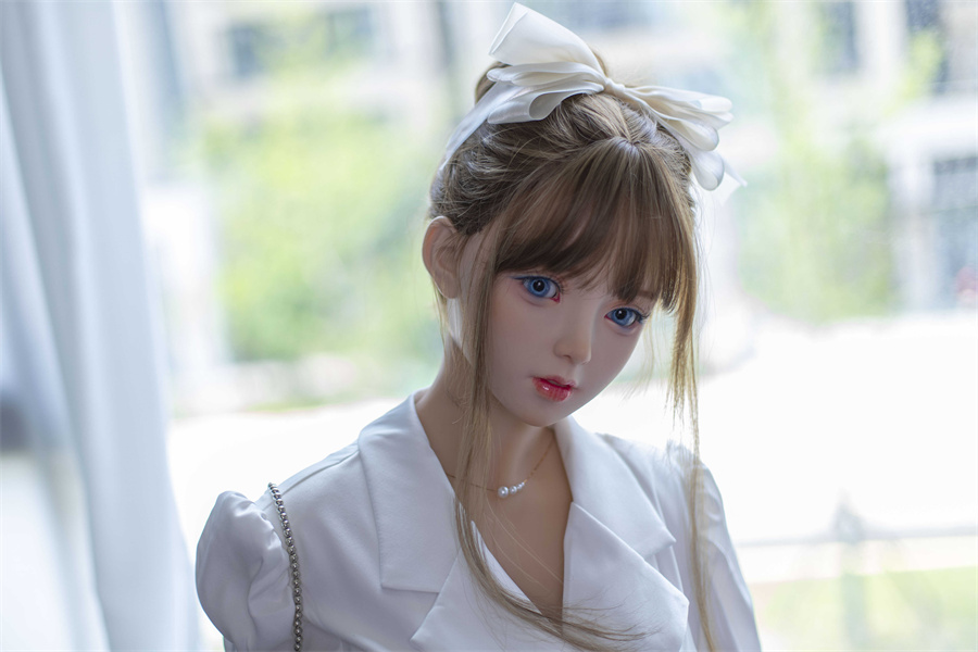 少女リアルな感触と美しい顔立ちの高級ラブドール 高島友美 166cm T166 B69 W52 H80 30KG 24