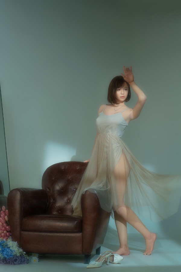 綺麗の表情豊かなリアルラブドール 自然な動き 感情豊か 田辺美穂 170cm T170 B87 W64 H84 36KG 18