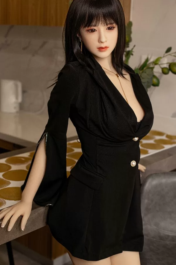 リアル外観セクシードール 高級素材 プレミアム 小川千夏 150cm T150 B73 W48 H76 30KG 1