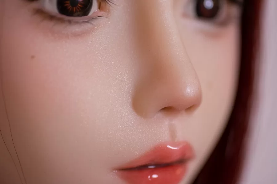 精巧なディテールとリアルな感触のシリコンラブドール 高木友美 140cm T140 B58 W45 H63 25KG 38