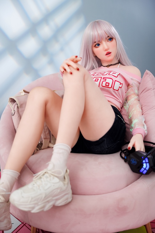 少女 アダルト ラブドール頭部＋ボディー一体型 分割不可 Larkin 148cm T148 B72 W50 H83 30KG 3