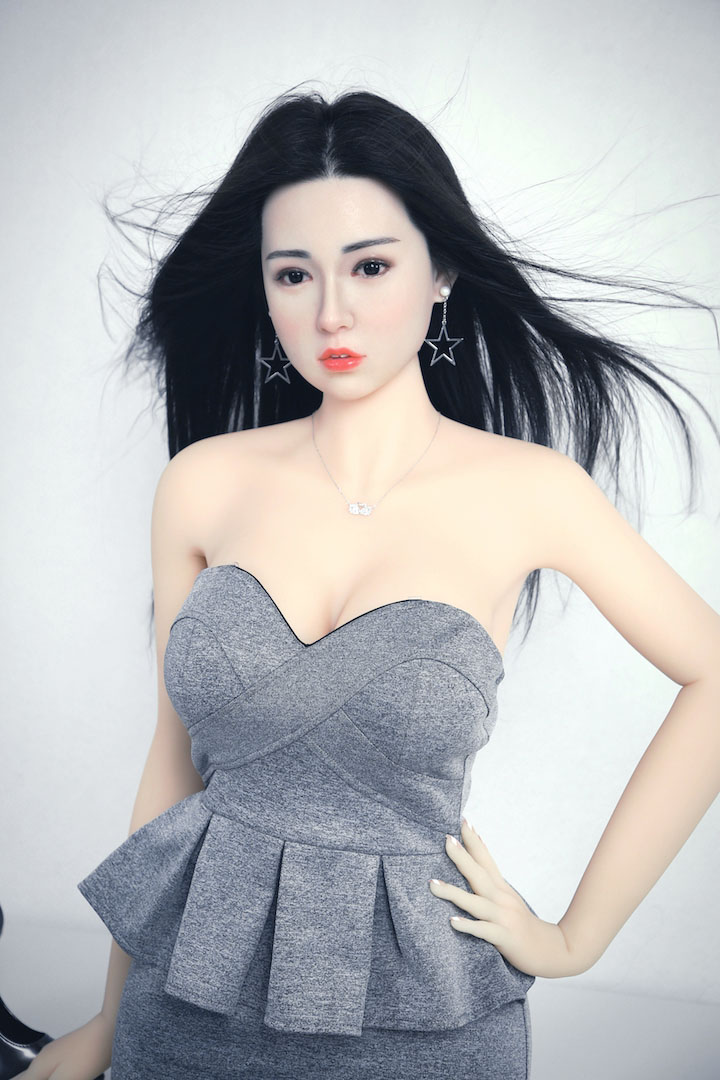 成熟な女性ドール　田中美樹　165CM T165 B88 W55 H86 31KG 4