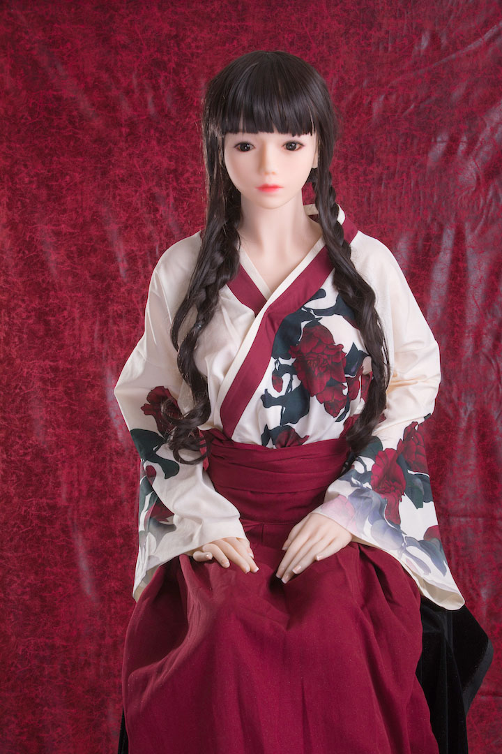 可愛いTPEドール　麻生芽衣子　148CM T148 B73 W50 H77 26KG 1
