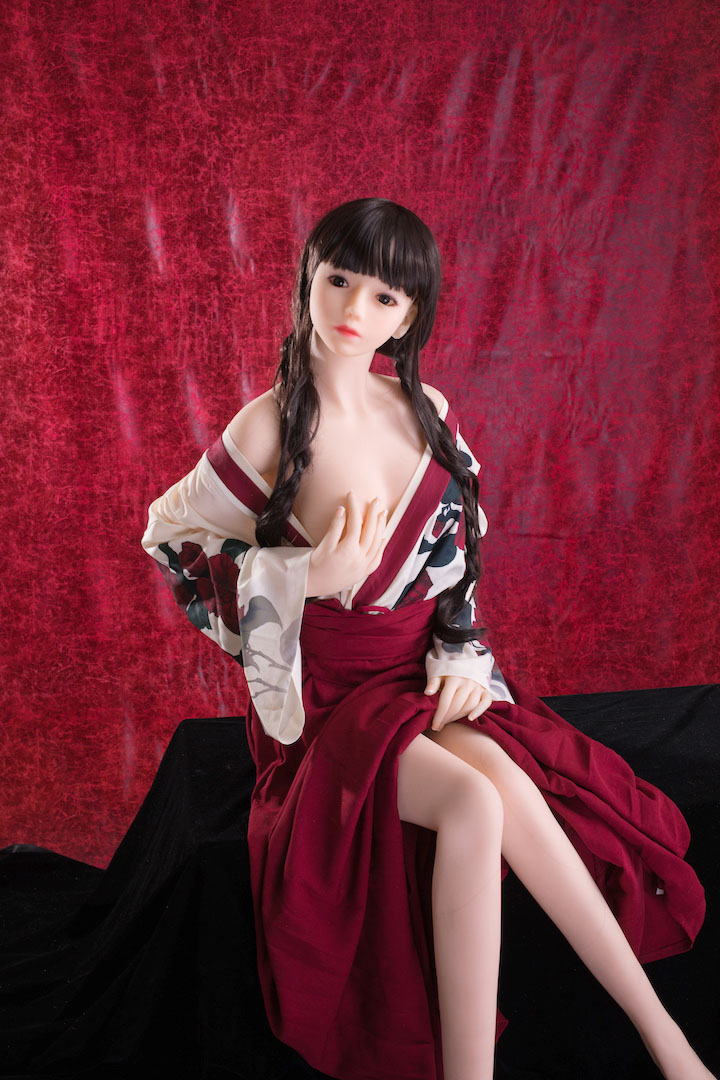 可愛いTPEドール　麻生芽衣子　148CM T148 B73 W50 H77 26KG 7