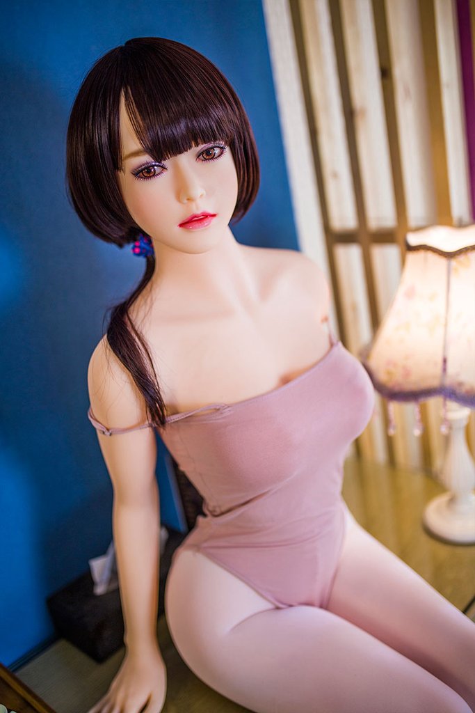 黒髪巨乳 熟女大人のおもちゃ 工藤未来 158CM T158 B87 W48 H83 34KG 2