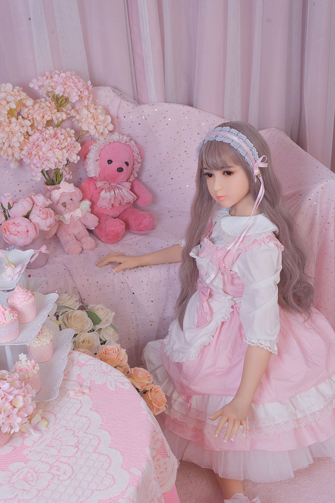 平胸幼いロリラブドール 足立歩実 130CM T130 B65 W50 H72 21KG 1