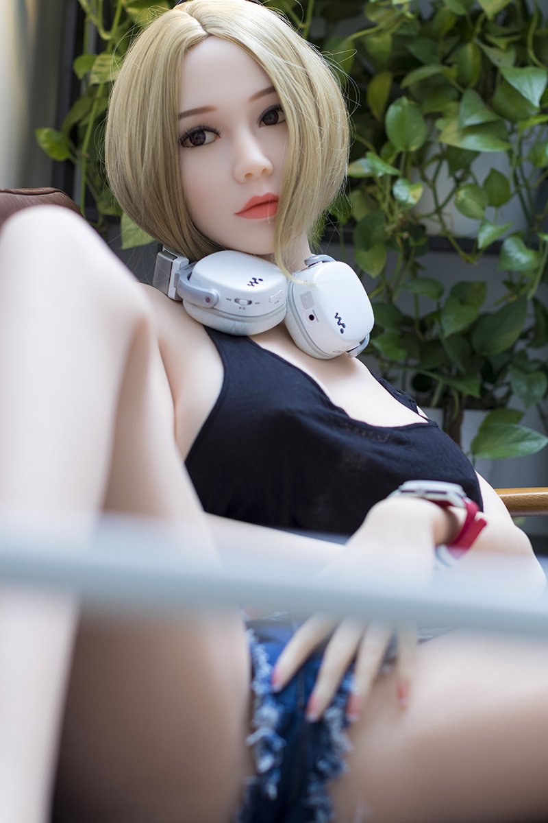 等身大 高級 ラブドール Vivian 168CM T168 B93 W60 H93 40KG 1