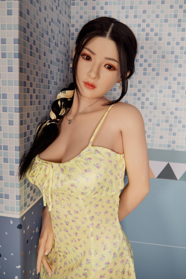 素晴らしい女性セックスドールシリコンヘッド 熟女リアルドール 椎名吉実 160cm T160 B85 W57 H91 29KG 2