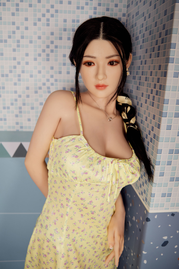 素晴らしい女性セックスドールシリコンヘッド 熟女リアルドール 椎名吉実 160cm T160 B85 W57 H91 29KG 3