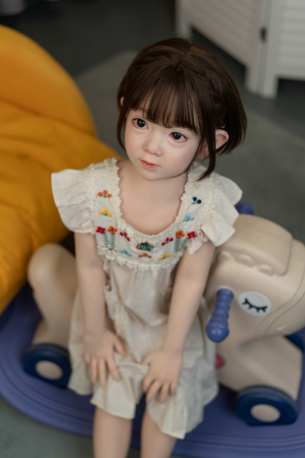 等身大ダッチワイフ可愛い幼女リアルラブドール 玉城萌 110cm T110 B53 W58 H47 16KG 7