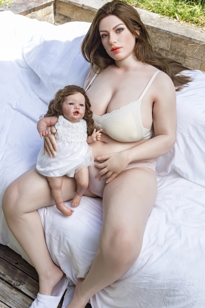海外人妻リアル大カップな美人シリコン製リアルラブドール ashanti 161cm T161 B109 W102 H125 52KG 44