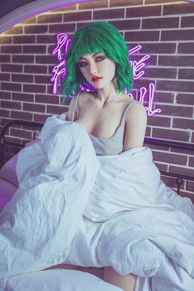 エロいフルシリコン人妻熟女美乳 超美顔リアルドール 人気 ラブドール Zona 174cm T174 B76 W51 H88 36KG  44